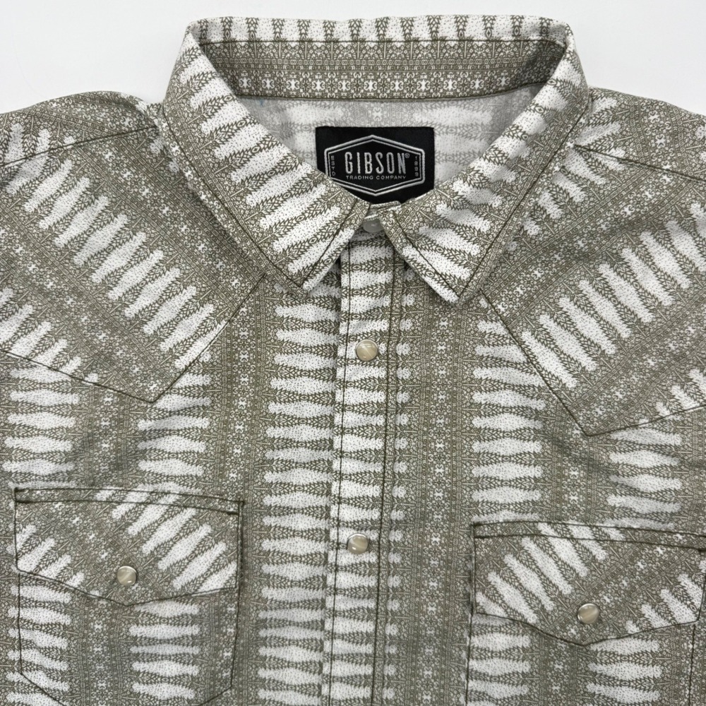 Gibson Trading Company Shirt Mens M Olive Green Short Sleeve Western Pearl Snap
